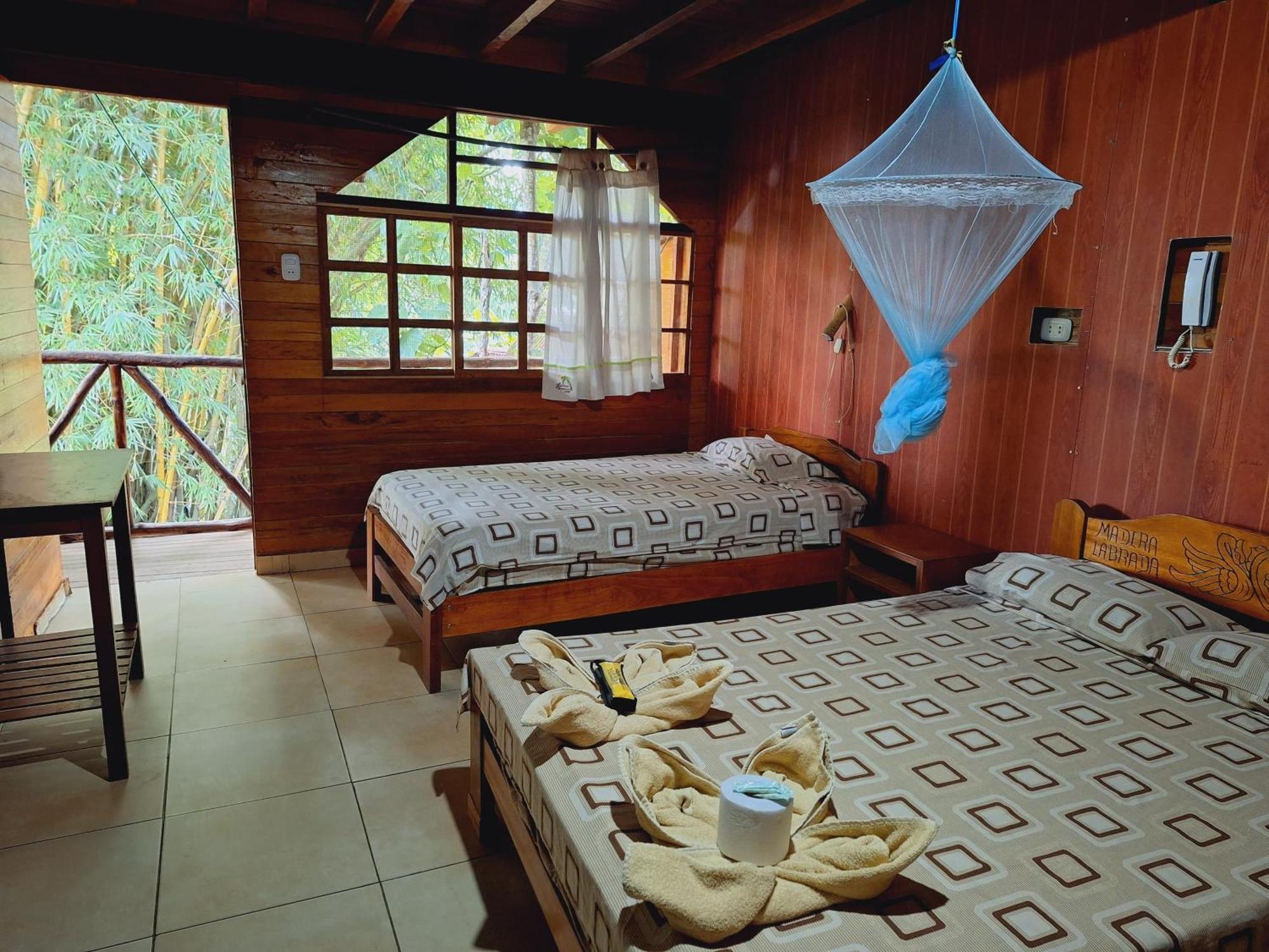 Madera Labrada Lodge Ecologico Tarapoto Ngoại thất bức ảnh