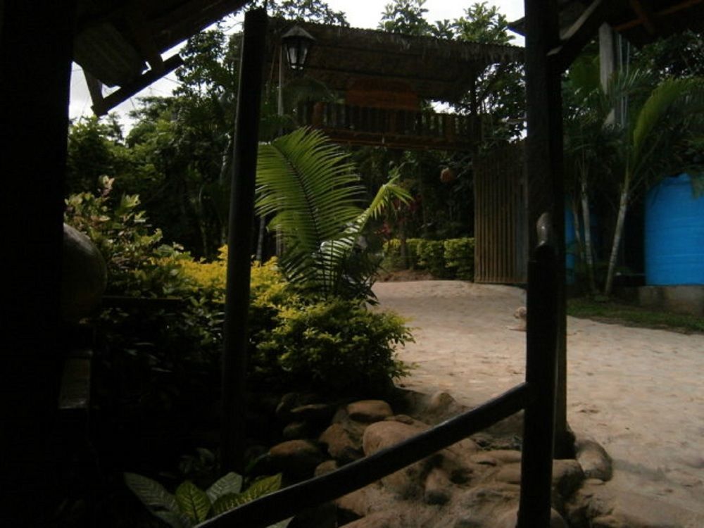 Madera Labrada Lodge Ecologico Tarapoto Ngoại thất bức ảnh